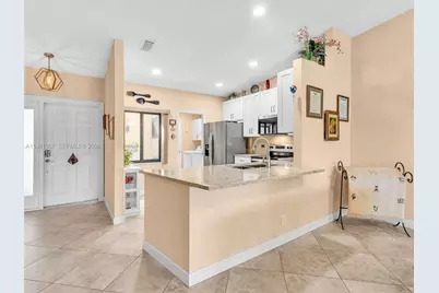 8111 Songbird Ter #B, Boca Raton, FL 33496 - Photo 9