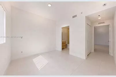 519 SW 5th Ave #201, Miami, FL 33130 - Photo 25