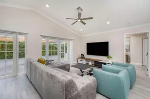 11030 Harbour Springs Cir, Boca Raton, FL 33428 - Photo 5