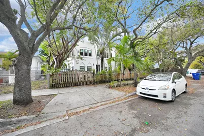 528 NW 47th St #2, Miami, FL 33127 - Photo 27