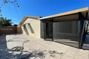 621 NW 38th Pl, Deerfield Beach, FL 33064 - Photo 17