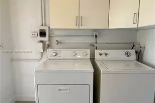 621 NW 38th Pl, Deerfield Beach, FL 33064 - Photo 13