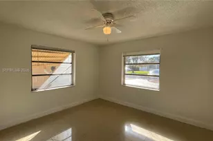 621 NW 38th Pl, Deerfield Beach, FL 33064 - Photo 11