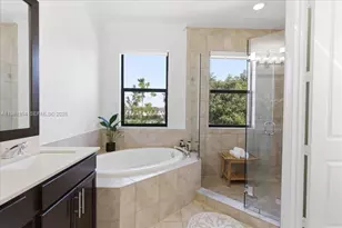 3407 W 99th Pl, Hialeah, FL 33018 - Photo 31