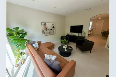 12834 SW 134th St, Miami, FL 33186 - Photo 5