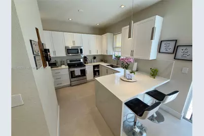 12834 SW 134th St, Miami, FL 33186 - Photo 11