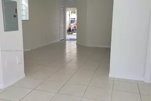 2921 SE 13th Ave, Homestead, FL 33035 - Photo 3