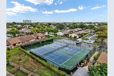 2056 SW 81st Way, Davie, FL 33324 - Photo 21