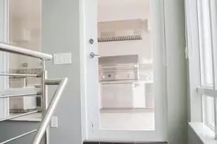 6436 NW 104th Ct, Doral, FL 33178 - Photo 15