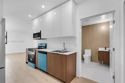 1037 NW 2nd St #2B, Miami, FL 33128 - Photo 3