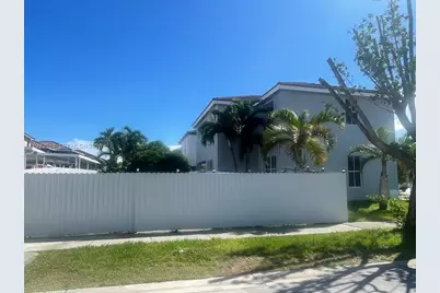 11047 SW 243rd Ln, Homestead, FL 33032 - Photo 5