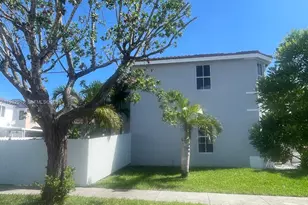 11047 SW 243rd Ln, Homestead, FL 33032 - Photo 3