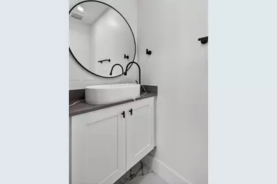 4311 NW 32nd Ave, Miami, FL 33142 - Photo 15