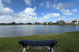 206 Lake Pointe Dr, Oakland Park, FL 33309 - Photo 17