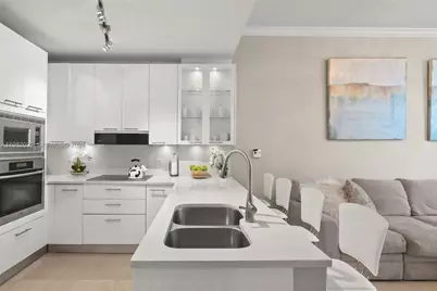 6799 Collins Ave #209, Miami Beach, FL 33141 - Photo 7