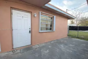 520 SW 6th Ave, Homestead, FL 33030 - Photo 1