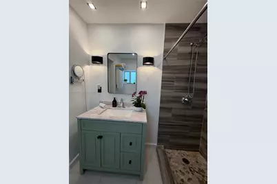 930 NW 145th Ter, Miami, FL 33168 - Photo 17