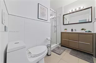 19440 NE 18th Pl, Miami, FL 33179 - Photo 11