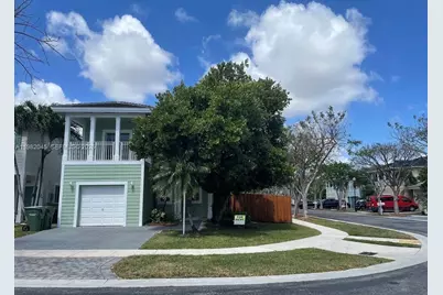390 NE 35th Ave #0, Homestead, FL 33033 - Photo 1