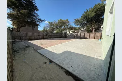 390 NE 35th Ave #0, Homestead, FL 33033 - Photo 21