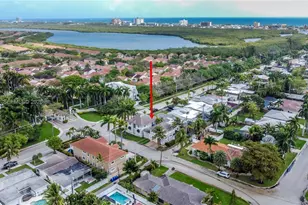 851 N 11th Ave, Hollywood, FL 33019 - Photo 13