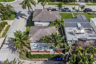 851 N 11th Ave, Hollywood, FL 33019 - Photo 15