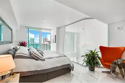 41 SE 5th St #2109, Miami, FL 33131 - Photo 15