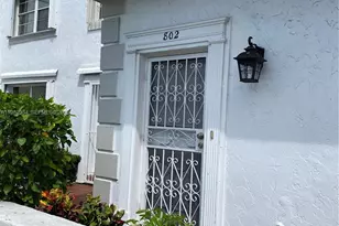 802 NE 26th Ave, Hallandale Beach, FL 33009 - Photo 1