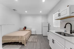 149 Fern Way, Miami Springs, FL 33166 - Photo 15