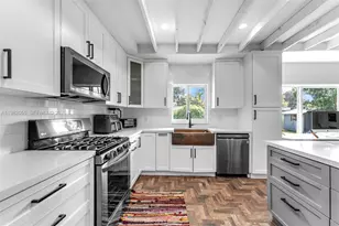 149 Fern Way, Miami Springs, FL 33166 - Photo 11