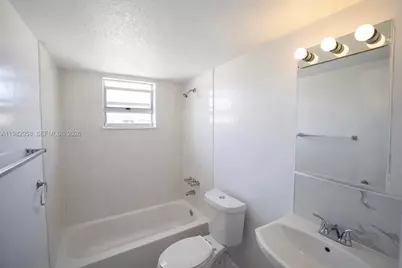 2315 W Okeechobee Rd #202, Hialeah, FL 33010 - Photo 9