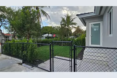 2365 SW 21st Ave, Miami, FL 33145 - Photo 7