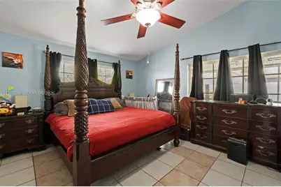 10151 SW 138th Ct, Miami, FL 33186 - Photo 11