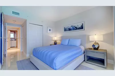 6365 Collins Ave #3802, Miami Beach, FL 33141 - Photo 3
