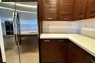 9155 NW 161st St, Miami Lakes, FL 33018 - Photo 15