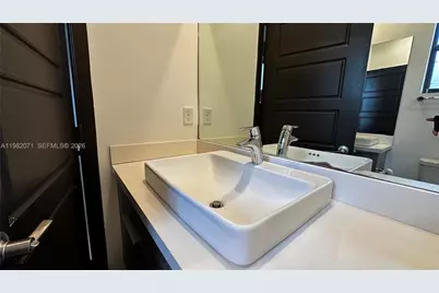 9155 NW 161st St, Miami Lakes, FL 33018 - Photo 35