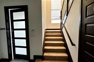 9155 NW 161st St, Miami Lakes, FL 33018 - Photo 19