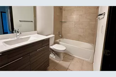 9155 NW 161st St, Miami Lakes, FL 33018 - Photo 23