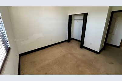 9155 NW 161st St, Miami Lakes, FL 33018 - Photo 21