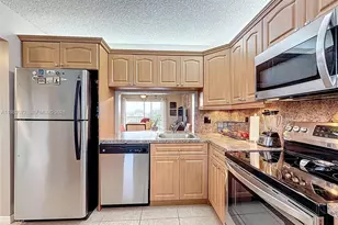 17000 NW 67th Ave, Hialeah, FL 33015 - Photo 9