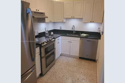 1601 NE 17th Ter #2, Fort Lauderdale, FL 33305 - Photo 11