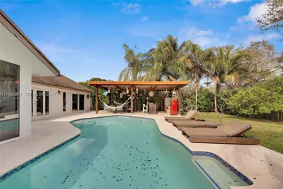 12203 Melissa Way, Cooper City, FL 33026 - Photo 11