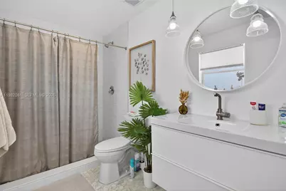 2136 NE 56th Pl, Fort Lauderdale, FL 33308 - Photo 17