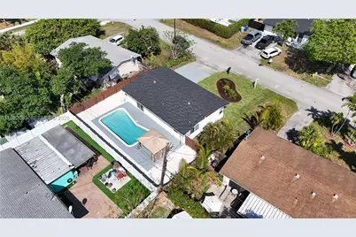 1524 NE 31st Ct, Pompano Beach, FL 33064 - Photo 27