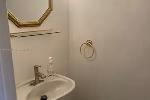 1951 Atlantic Shores Blvd, Hallandale Beach, FL 33009 - Photo 7