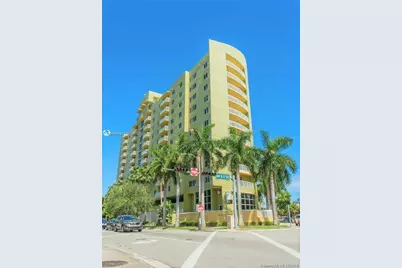 816 NW 11th St #801, Miami, FL 33136 - Photo 3