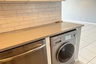 2261 NE 67th St, Fort Lauderdale, FL 33308 - Photo 3