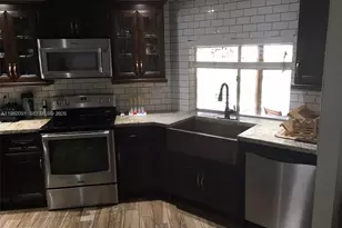 8421 SW 28th St, Davie, FL 33328 - Photo 7