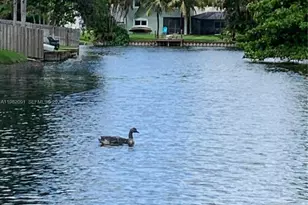 8421 SW 28th St, Davie, FL 33328 - Photo 3