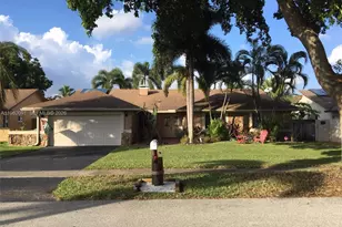 8421 SW 28th St, Davie, FL 33328 - Photo 11